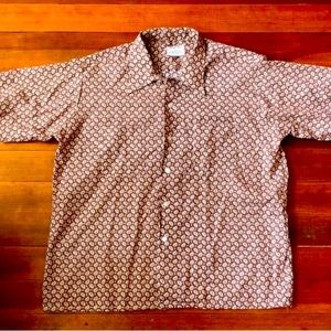 Vintage L-XL 70’s Short Sleeve Mens Groovy Beautiful Shirt with Dagger Collars